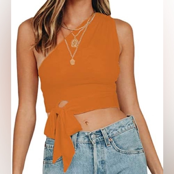 Tops - Like New Unbranded One-Shoulder Orange Crop Top